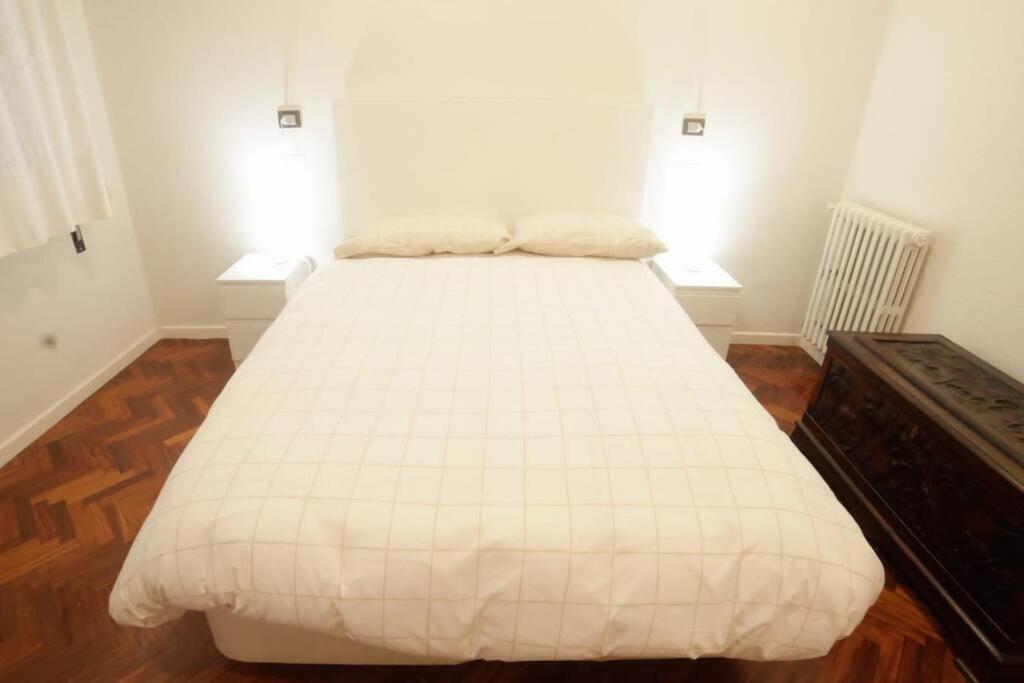 Appartement Piso Lujo En Gran Via Con Garaje à Vigo Extérieur photo